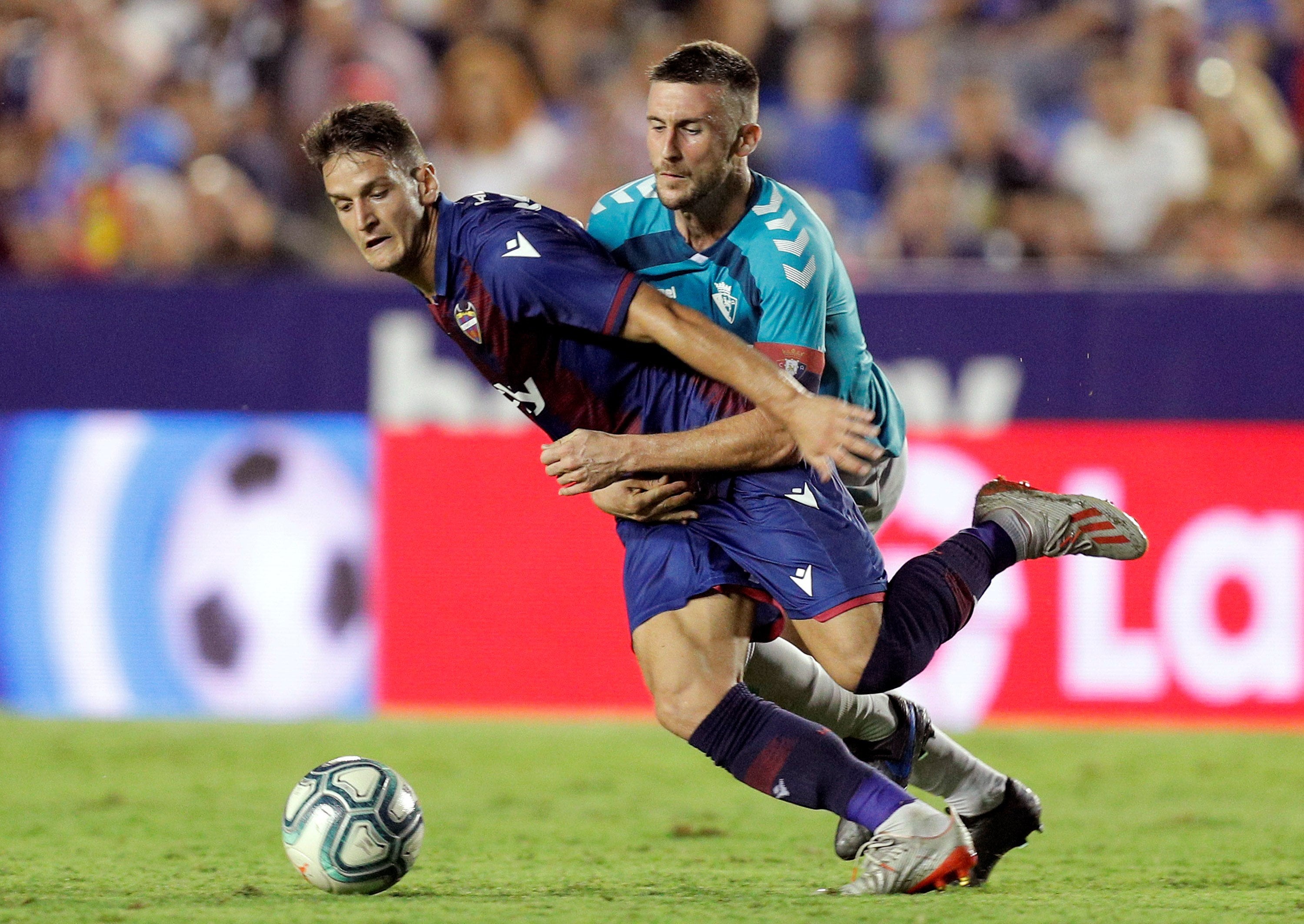 Levante y Osasuna se reparten los puntos en el Ciudad de Valencia Levante y Osasuna se reparten los puntos en el Ciudad de Valencia