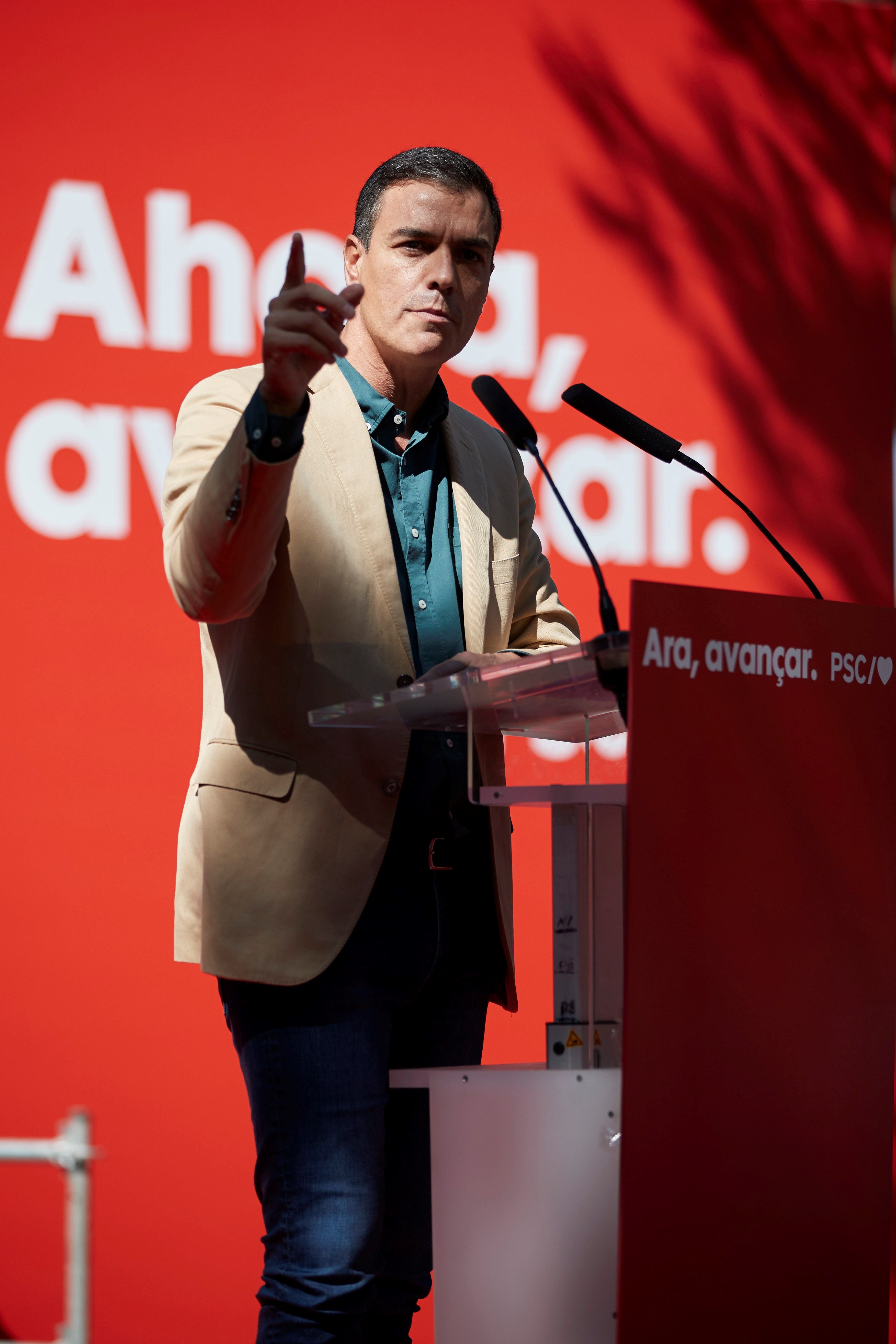 Las preguntas de Amón: ¿Os imagináis que hubiera sucedido si llega a consumarse la investidura? Las preguntas de Amón: ¿Os imagináis que hubiera sucedido si llega a consumarse la investidura?