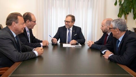 La Diputaci&oacute;n y ASCER renuevan el convenio azulejero. 