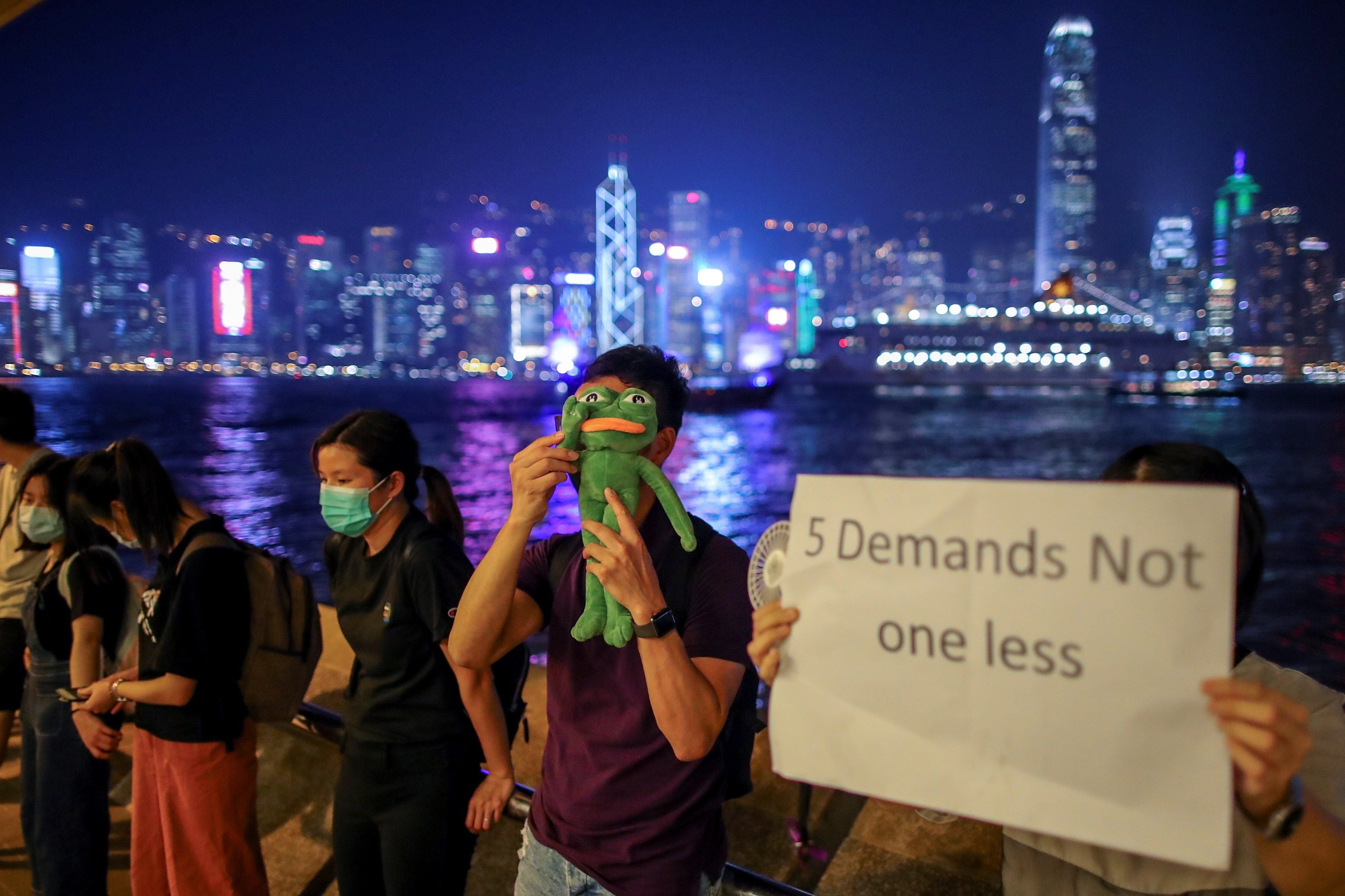 Herido de bala un manifestante en Hong Kong, según la prensa local Herido de bala un manifestante en Hong Kong, según la prensa local