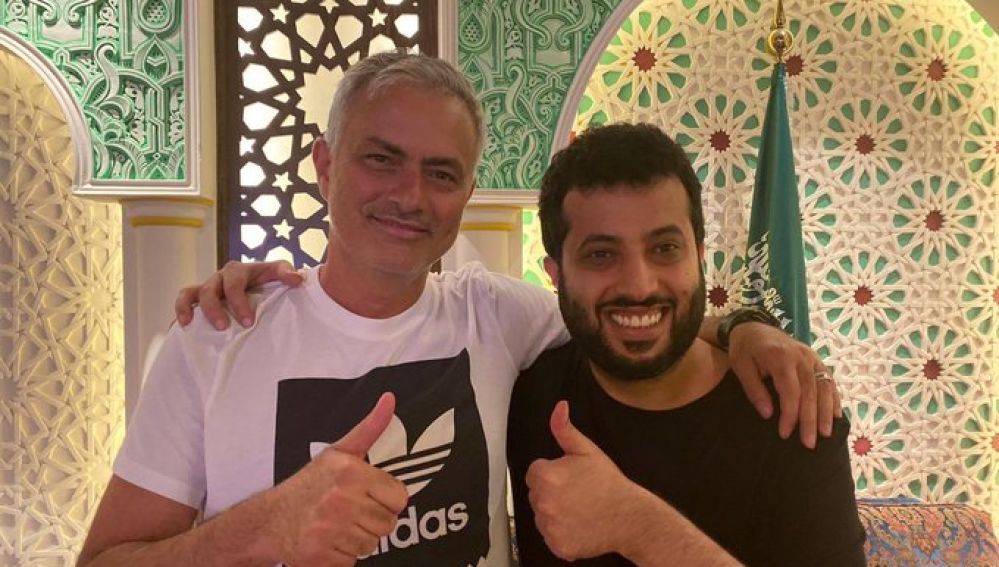 Encuentro entre Mourinho y Al-Sheikh