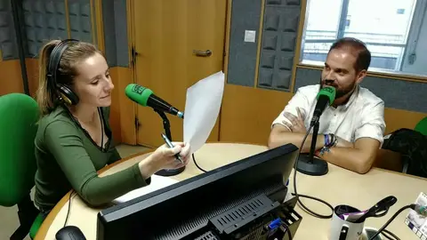 Iván Puentes en el "cuestionario" Onda Cero Pontevedra