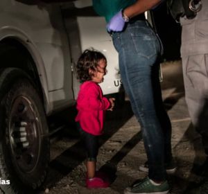 Niña llorando en la frontera, foto ganadora del World Press Photo Niña llorando en la frontera, foto ganadora del World Press Photo