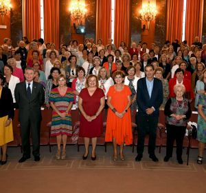 El CSIC rinde homenaje a dos centenares de científicas pioneras El CSIC rinde homenaje a dos centenares de científicas pioneras