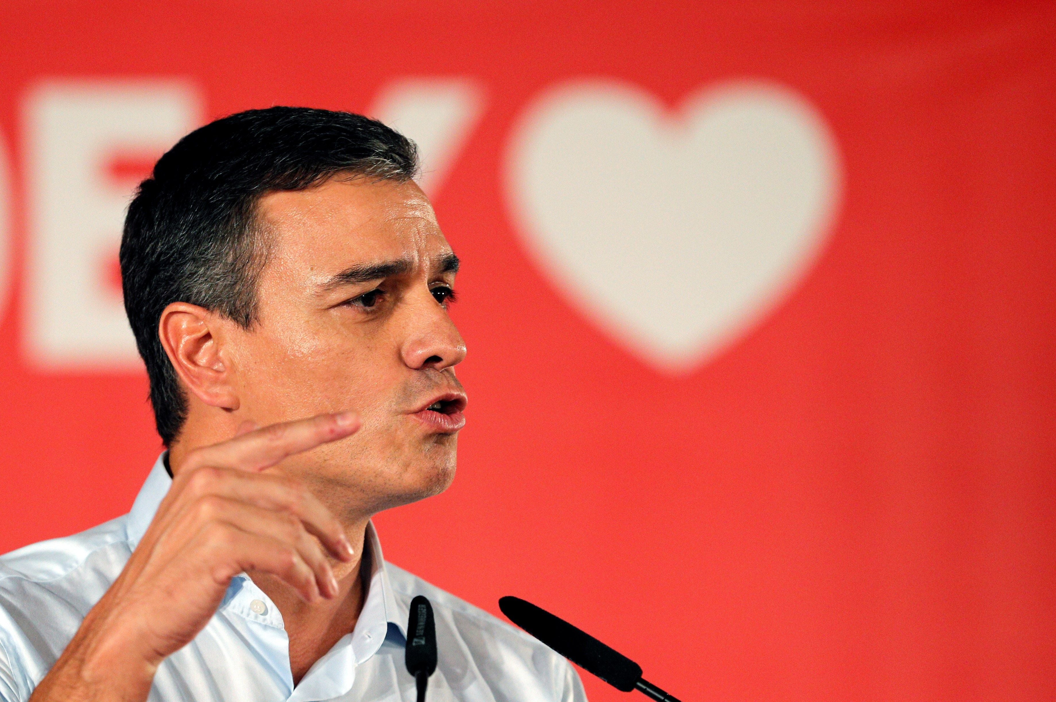 Las preguntas de Rubén Amón: ¿Pone Sánchez en peligro el arresto de Puigdemont por convertir la Fiscalía en una especie de instrumento personal? Las preguntas de Rubén Amón: ¿Pone Sánchez en peligro el arresto de Puigdemont por convertir la Fiscalía en una especie de instrumento personal?