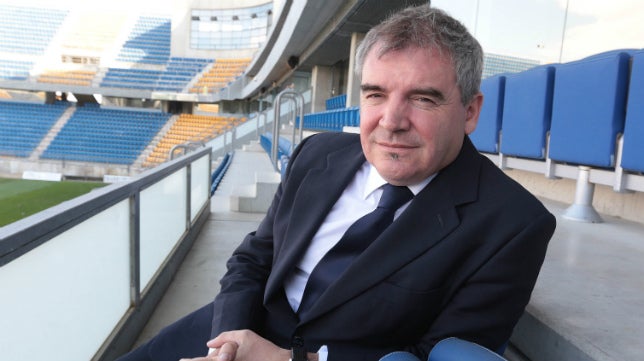 Vizcaíno responde a Pina: "Quique tiene que estar apartado del Cádiz; sus acciones las gestiono yo como se pactó" Vizcaíno responde a Pina: "Quique tiene que estar apartado del Cádiz; sus acciones las gestiono yo como se pactó"