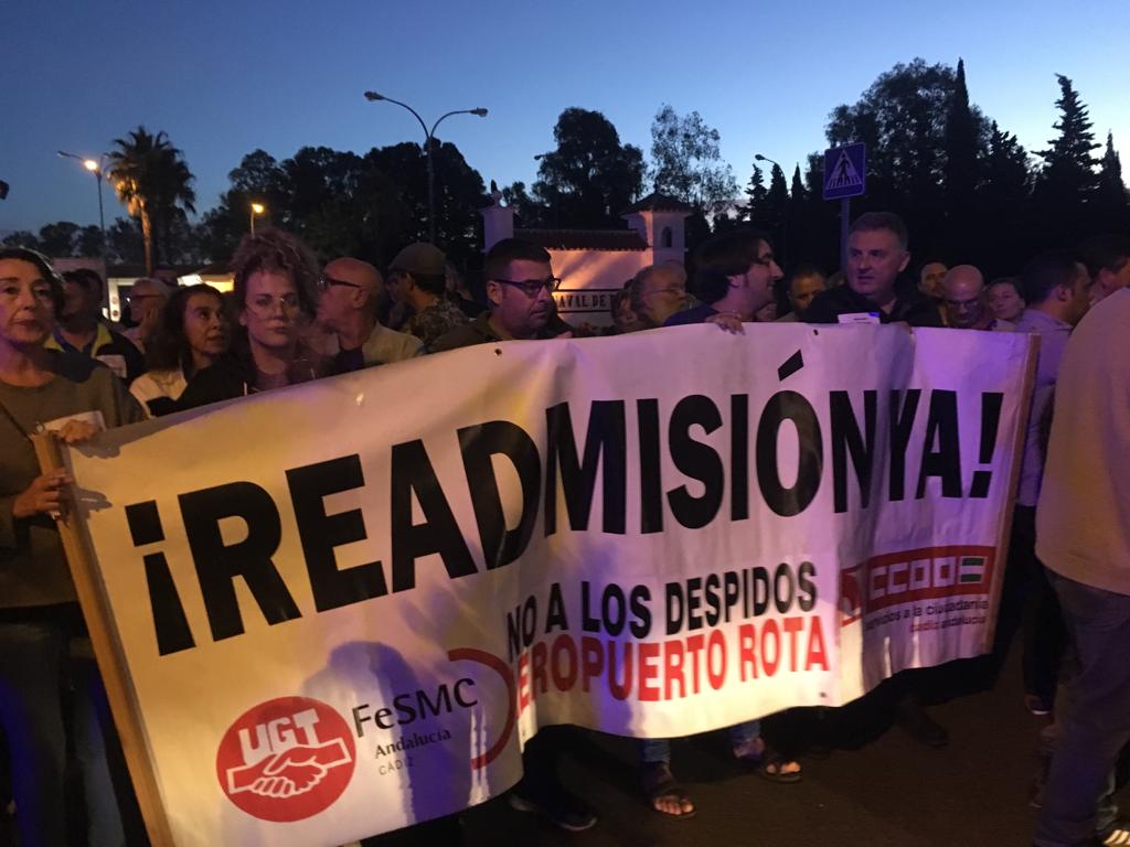 Los trabajadores de Louis Berger cortan la entrada a la Base Naval de Rota tras cumplir un año en huelga indefinida Los trabajadores de Louis Berger cortan la entrada a la Base Naval de Rota tras cumplir un año en huelga indefinida