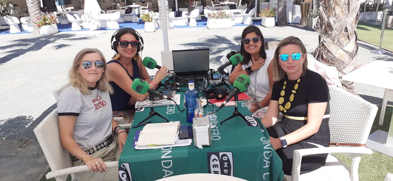 Tertulia de mujeres, con Belén Jurado, Reme Miralles y Ana Pérez Tertulia de mujeres, con Belén Jurado, Reme Miralles y Ana Pérez