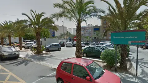 Parcela en la que PSOE y Compromís quieren construir el nuevo palacio de congresos de Elche. Parcela en la que PSOE y Compromís quieren construir el nuevo palacio de congresos de Elche.