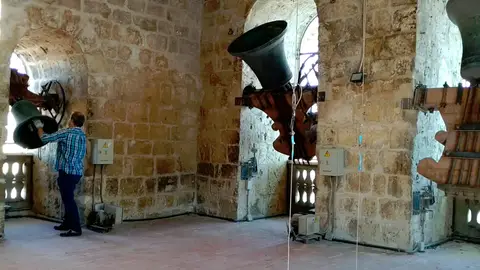 Campanas tañen por la España Despoblada Palencia