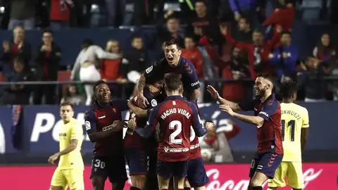 Los jugadores de Osasuna celebran un gol ante el Villarreal Los jugadores de Osasuna celebran un gol ante el Villarreal