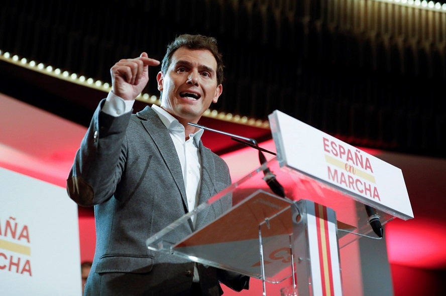 Tertulia: ¿No le quedaba más remedio a Ciudadanos que levantar el veto a Pedro Sánchez? Tertulia: ¿No le quedaba más remedio a Ciudadanos que levantar el veto a Pedro Sánchez?