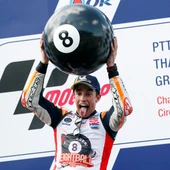 Márquez celebra su octavo titulo Márquez celebra su octavo titulo