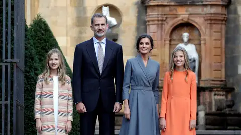 La Familia Real llega a Oviedo La Familia Real llega a Oviedo