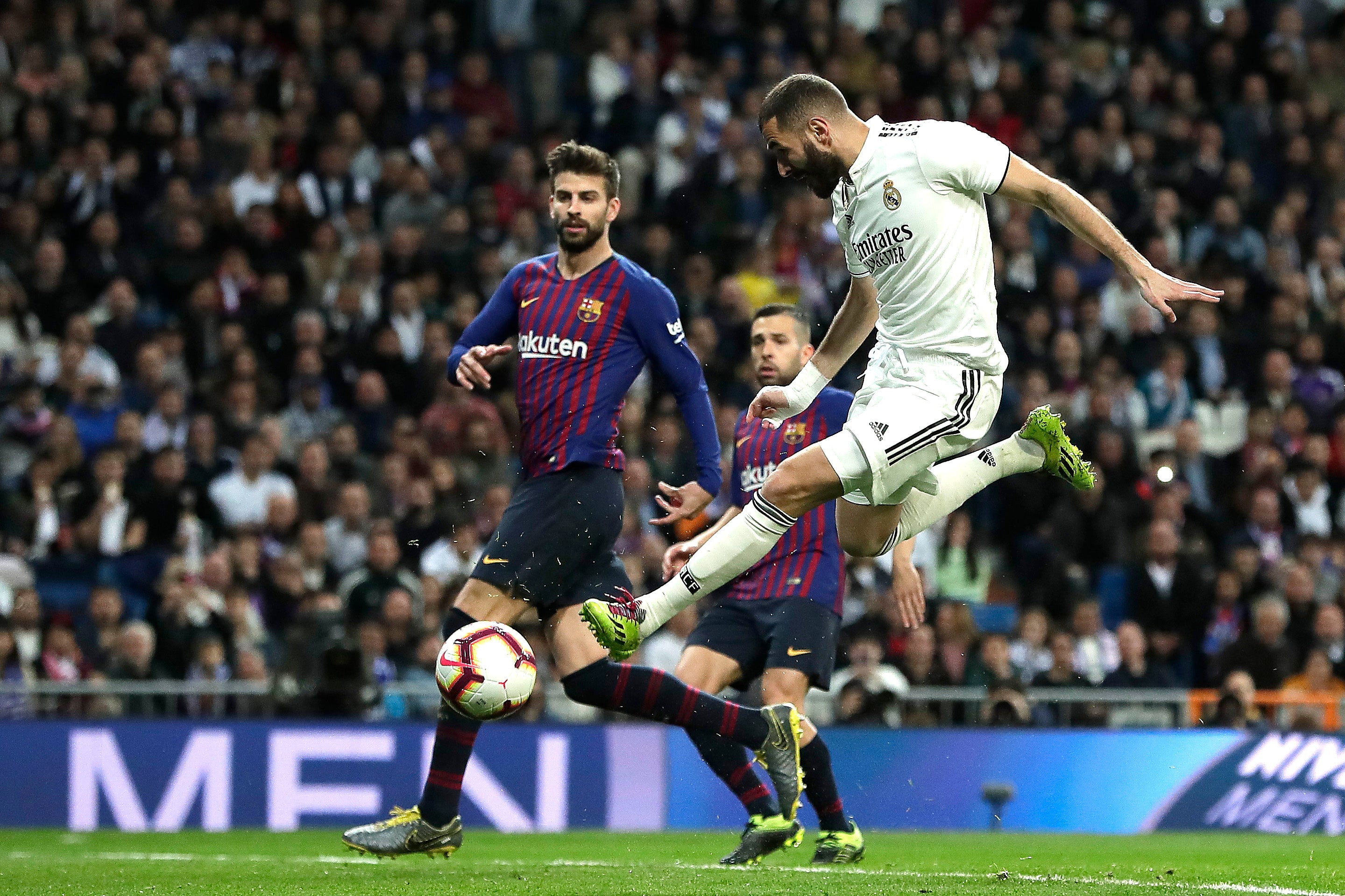 LaLiga no comparte la decisión de Competición sobre el Clásico y estudiará si la recurre LaLiga no comparte la decisión de Competición sobre el Clásico y estudiará si la recurre