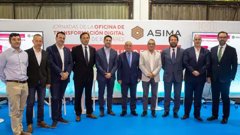 Algunos de los participantes en el Foro de Empresa y Movilidad eléctrica organizado por ASIMA. Algunos de los participantes en el Foro de Empresa y Movilidad eléctrica organizado por ASIMA.