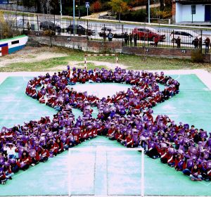 Lazo morado contra la violencia de género Lazo morado contra la violencia de género