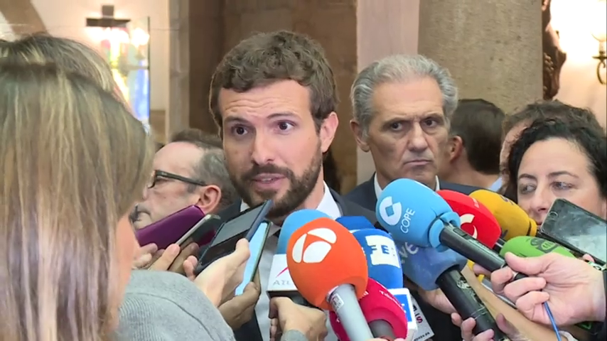 Casado exige a Sánchez romper con ERC y JxCAT y poner "orden ya" en Cataluña Casado exige a Sánchez romper con ERC y JxCAT y poner "orden ya" en Cataluña