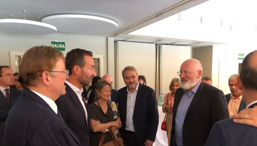 Frans Timmermarns, vicepresidente primero de la Comisión Europea en Elche.