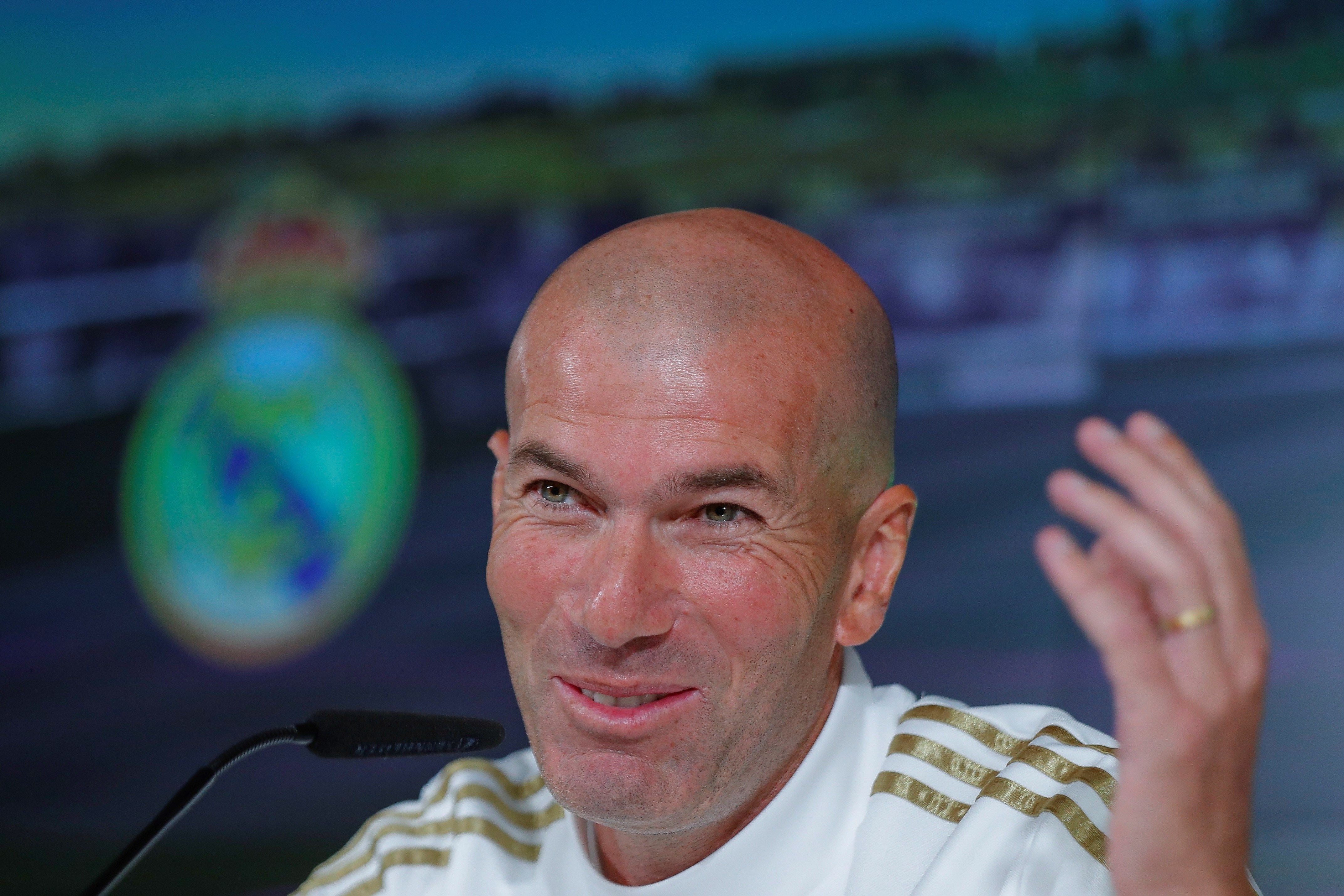 Zidane: "No voy a contar qué fecha prefiero para el Clásico, nos adaptaremos" Zidane: "No voy a contar qué fecha prefiero para el Clásico, nos adaptaremos"