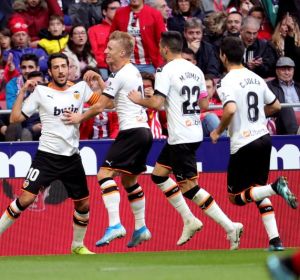 Dani Parejo celebra su gol ante el Atlético de Madrid Dani Parejo celebra su gol ante el Atlético de Madrid