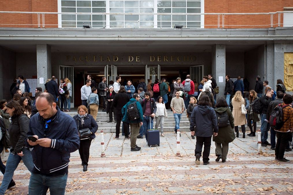 La Comunidad de Madrid añade 1.150 plazas a las oposiciones para profesores de junio La Comunidad de Madrid añade 1.150 plazas a las oposiciones para profesores de junio