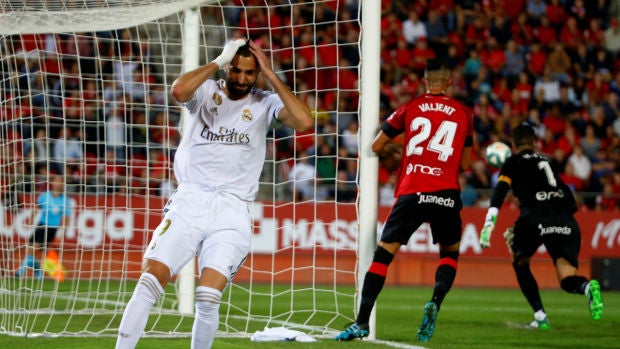 Benzema se lamenta Benzema se lamenta