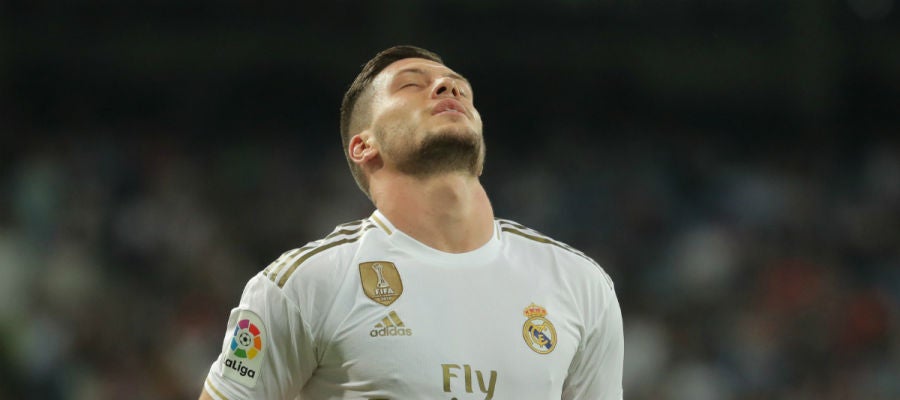 Jovic, en un partido con el Real Madrid Jovic, en un partido con el Real Madrid