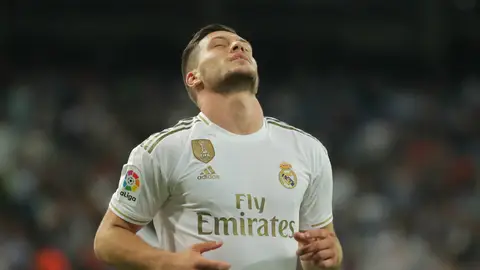 Jovic, en un partido con el Real Madrid Jovic, en un partido con el Real Madrid