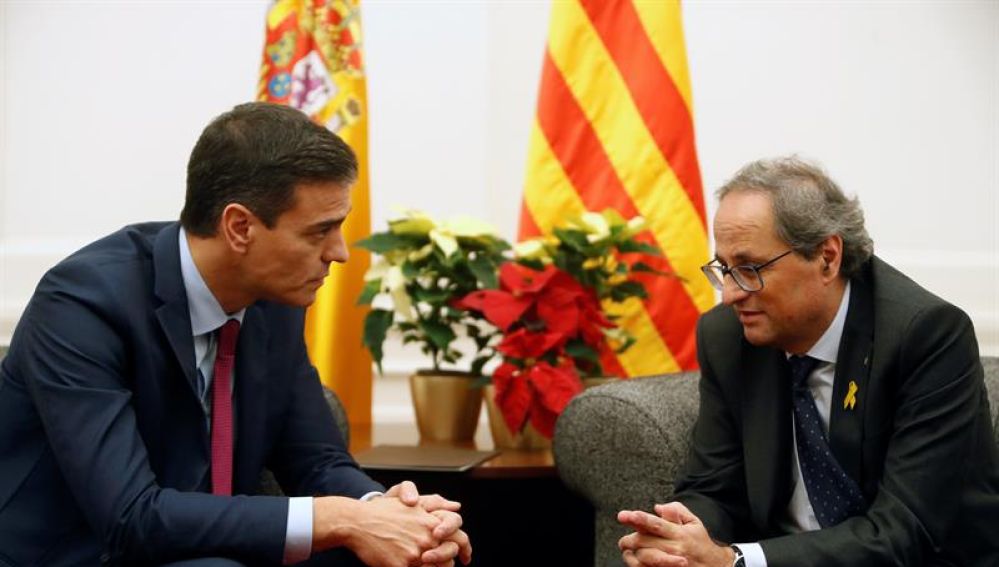 Las preguntas de Amón: "¿No es obsceno que Sánchez se vea con los presidentes autonómicos para cubrir su reunión con Torra?" Las preguntas de Amón: "¿No es obsceno que Sánchez se vea con los presidentes autonómicos para cubrir su reunión con Torra?"