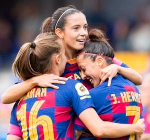 Las jugadoras del Barça femenino celebran su victoria ante el Logroño Las jugadoras del Barça femenino celebran su victoria ante el Logroño