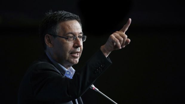 Bartomeu contra las cuerdas; dos de sus vicepresidentes piden su dimisión Bartomeu contra las cuerdas; dos de sus vicepresidentes piden su dimisión