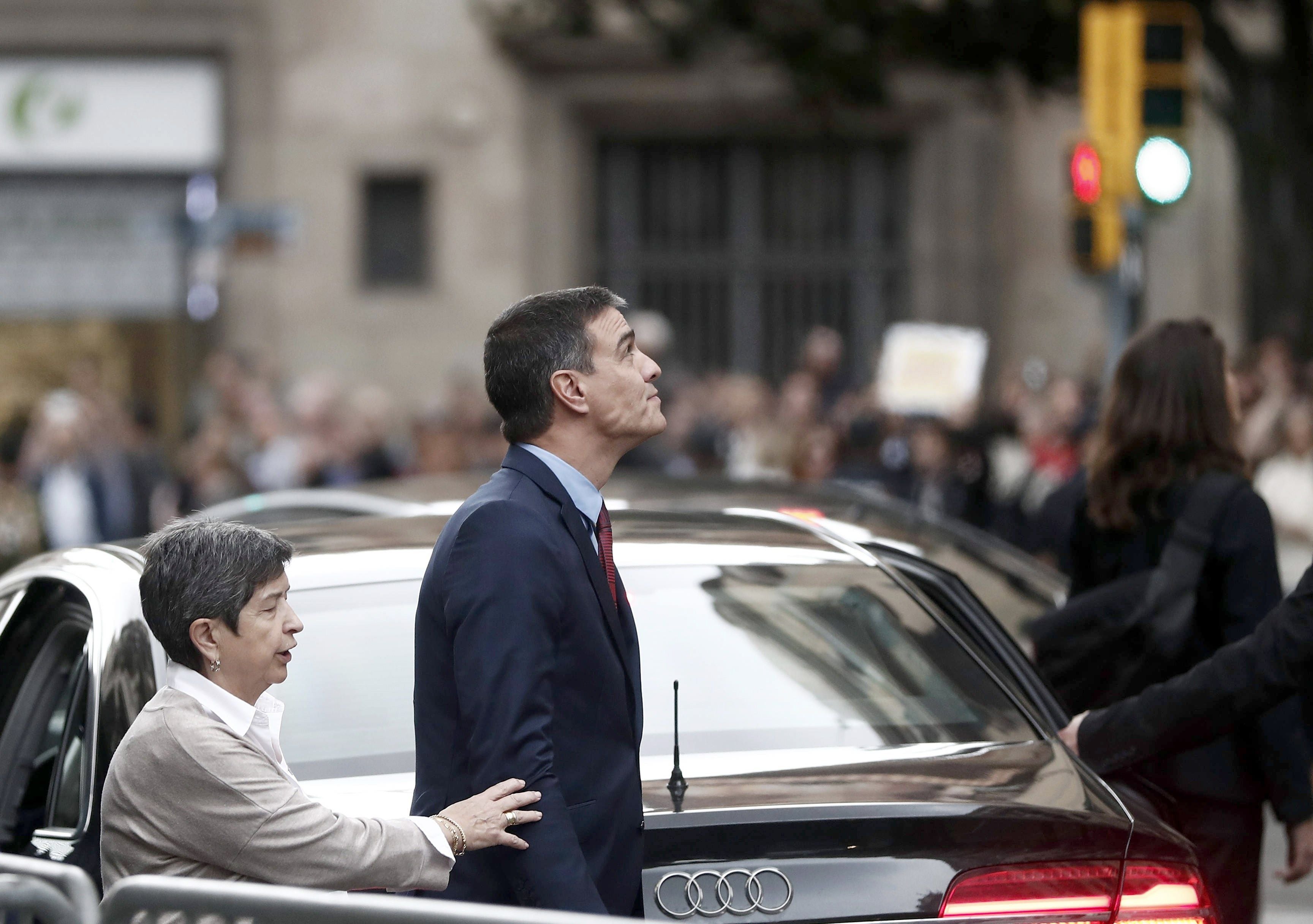 Tertulia: La comentada visita de Sánchez a Cataluña Tertulia: La comentada visita de Sánchez a Cataluña