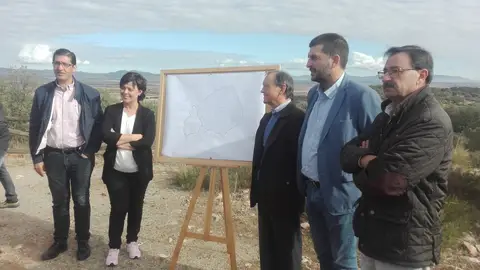Zamora y Caballero han presentado en La Atalaya el proyecto de ampliación del parque Zamora y Caballero han presentado en La Atalaya el proyecto de ampliación del parque