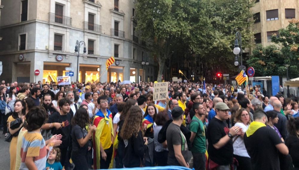 Momento de la manifestación en Palma convocada por la OCB contra la sentencia del procès. 