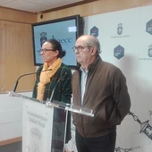 Francisco Gómez, junto a la concejala de Promoción Turística y Festejos, Eva María Masías Francisco Gómez, junto a la concejala de Promoción Turística y Festejos, Eva María Masías