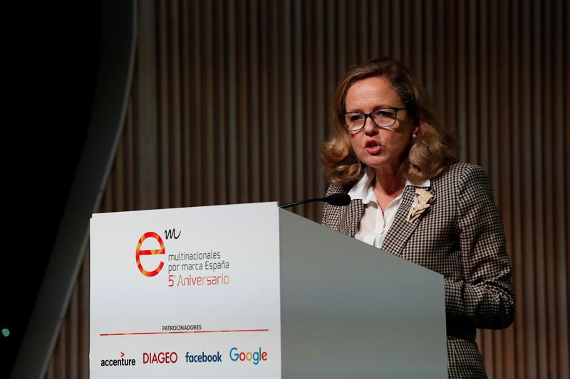 Calviño niega que haya un gasto disparado y ve previsible la carta de Bruselas ante la prórroga presupuestaria Calviño niega que haya un gasto disparado y ve previsible la carta de Bruselas ante la prórroga presupuestaria