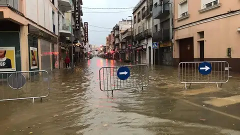 A3 Noticias 2 (22-10-19) Alerta roja en Cataluña por el fuerte temporal de lluvias que afecta a la comunidad A3 Noticias 2 (22-10-19) Alerta roja en Cataluña por el fuerte temporal de lluvias que afecta a la comunidad