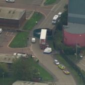 Imagen del camión encontrado con 39 cadáveres en Essex.