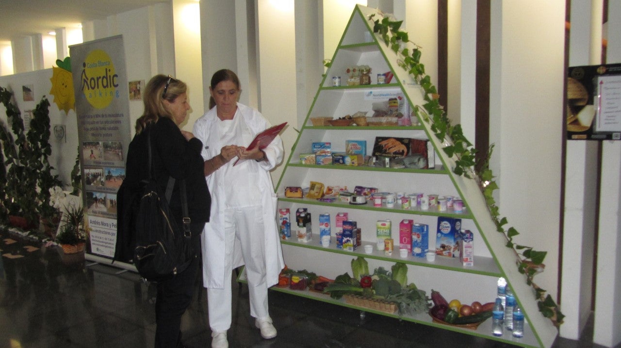 El Hospital General de Elche atienden más de un millar de pacientes con osteoporosis en 2018 El Hospital General de Elche atienden más de un millar de pacientes con osteoporosis en 2018