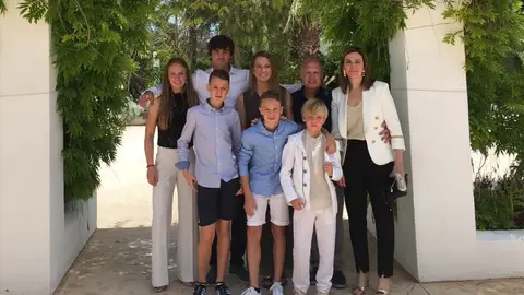 La familia Guilabert Navarro: Celia, Samuel, Mario, Mireia, Pablo, Ramón (padre), Biel y Cristina (madre). GALA DEL DEPORTE 2019