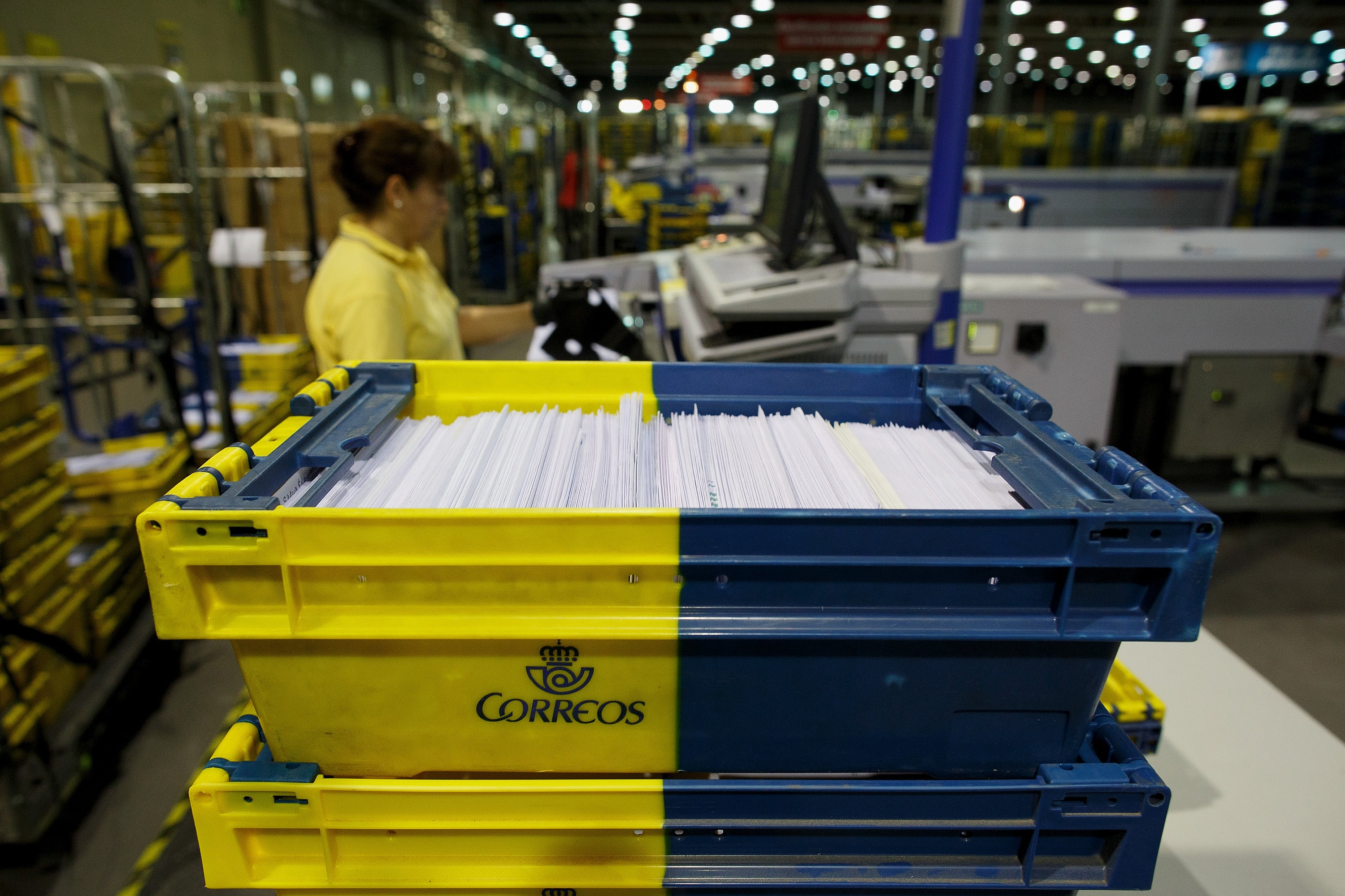 El voto por correo para el 10N cae un 26,73% con respecto a las últimas elecciones El voto por correo para el 10N cae un 26,73% con respecto a las últimas elecciones