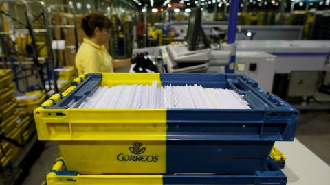 Un dep&oacute;sito de Correos