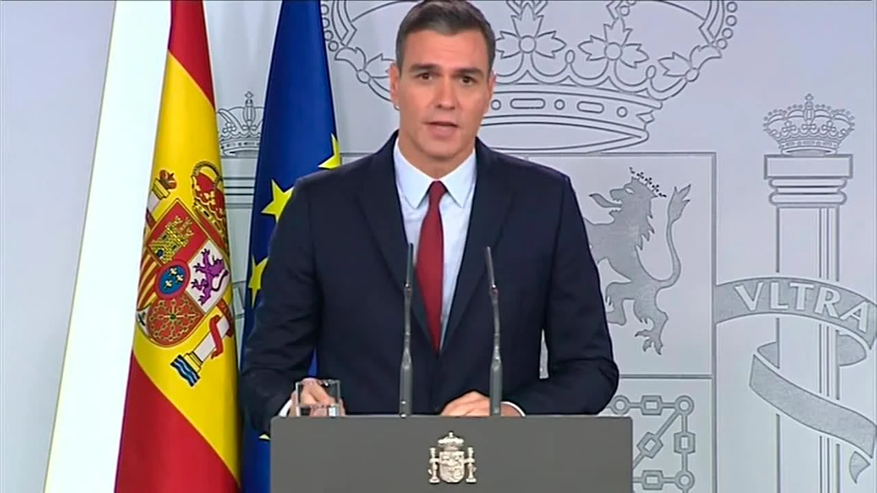 Pedro Sánchez durante su comparecencia tras las exhumación de los restos de Franco Pedro Sánchez durante su comparecencia tras las exhumación de los restos de Franco