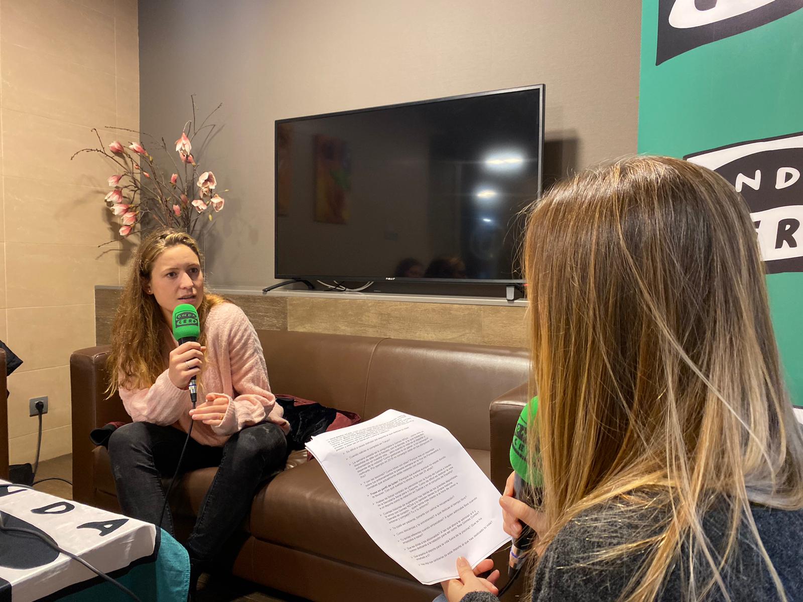 Bea Gómez Cortés: "Cuando era niña tenía miedo al agua y lloraba siempre al entrar en la piscina" Bea Gómez Cortés: "Cuando era niña tenía miedo al agua y lloraba siempre al entrar en la piscina"