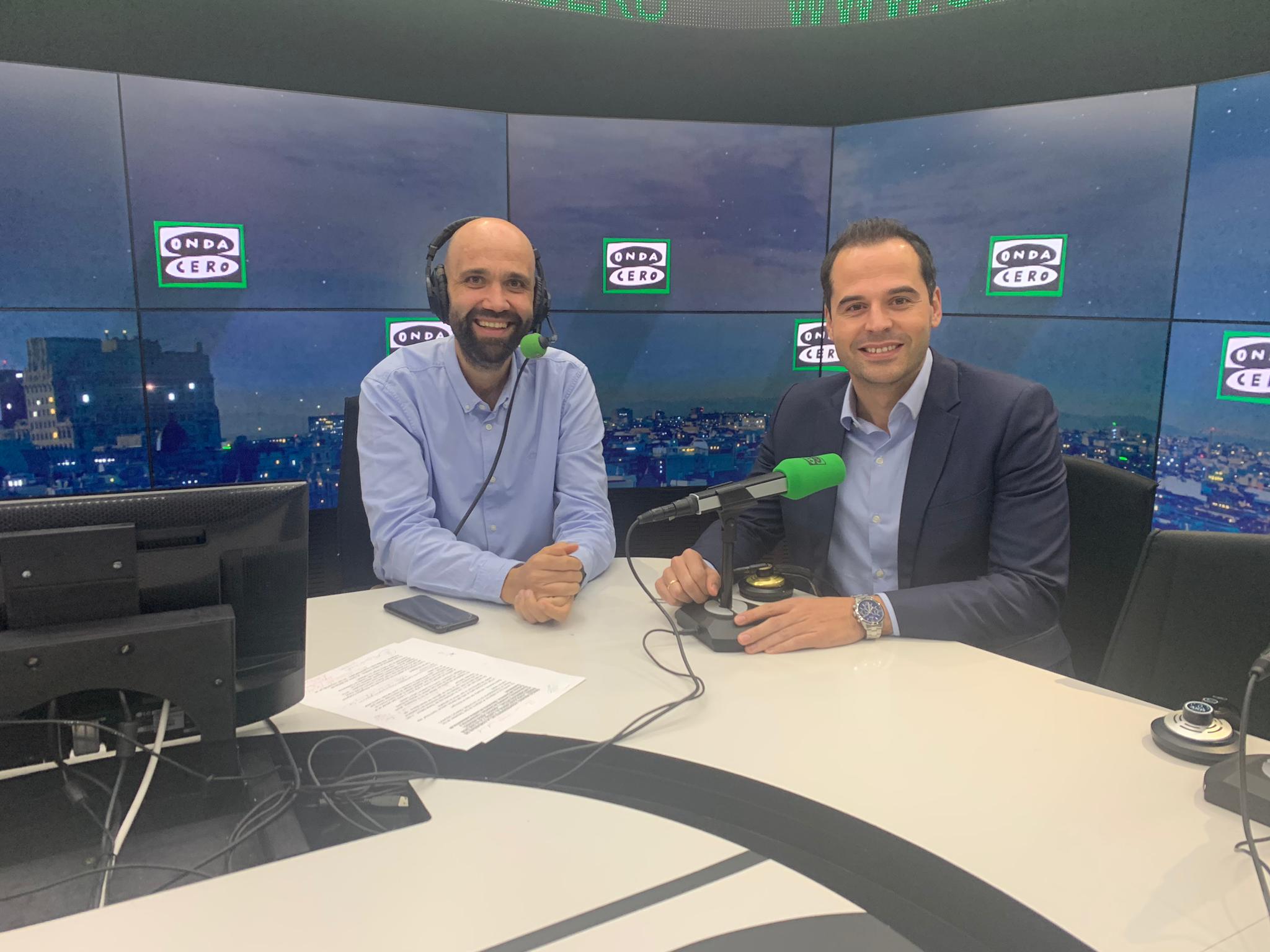 Ignacio Aguado: "Tras el 10-N, Ciudadanos intentará formar Gobierno con el PP como en Madrid" Ignacio Aguado: "Tras el 10-N, Ciudadanos intentará formar Gobierno con el PP como en Madrid"