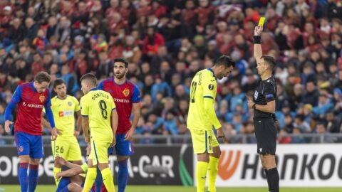 Los jugadores del Getafe, cabizbajos durante el partido