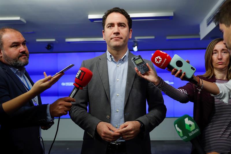 El PP ve a Sánchez inhabilitado para gobernar si no da explicaciones por los ERE El PP ve a Sánchez inhabilitado para gobernar si no da explicaciones por los ERE