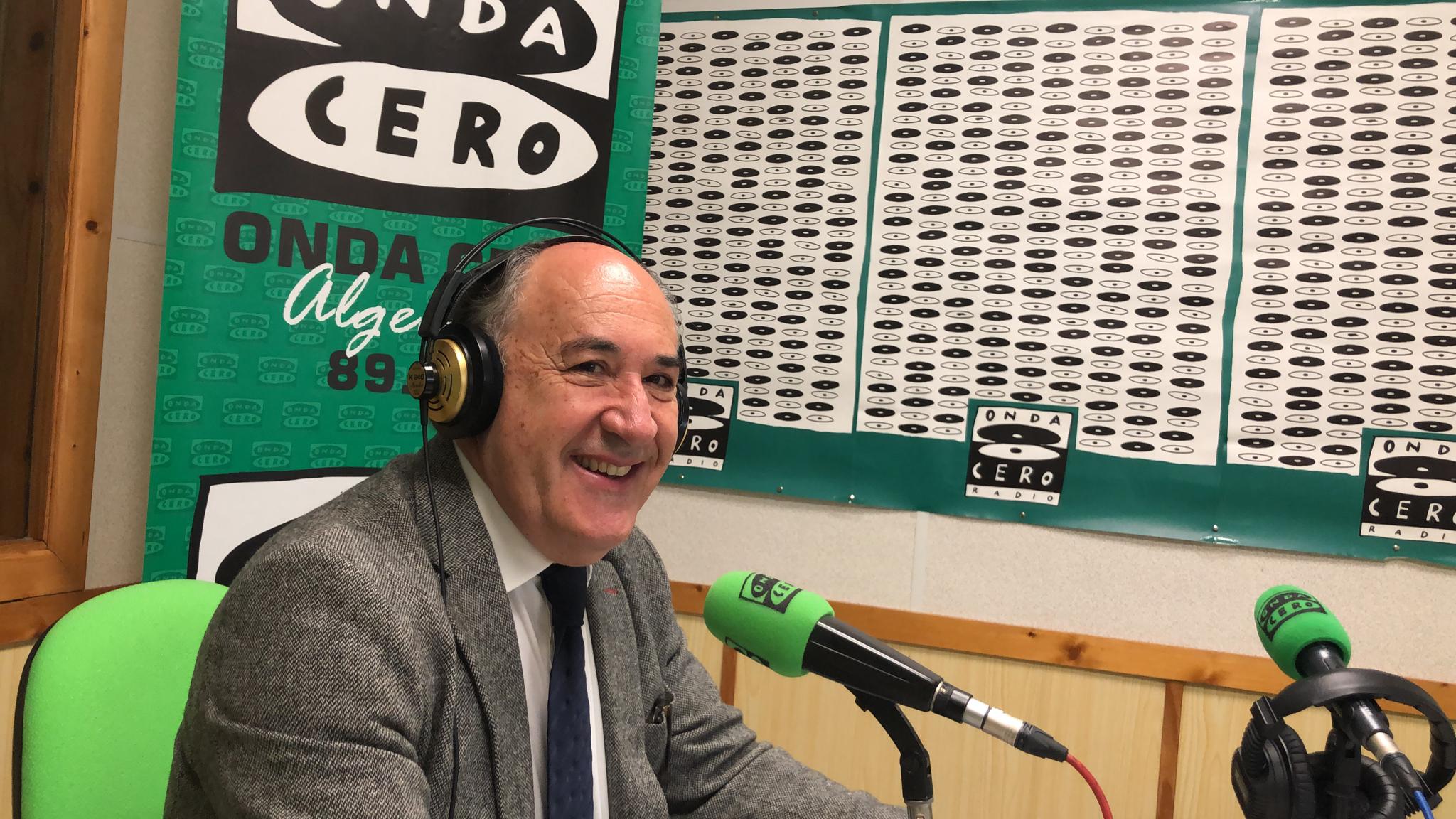 Landaluce reclama al Estado inversiones para que Algeciras pueda competir con Gibraltar y Tánger Med episode artwork