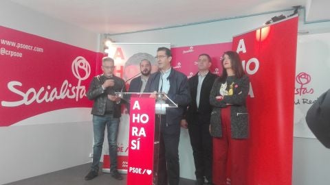 Jos&eacute; Manuel Caballero y los candidatos del PSOE al Congreso y al Senado